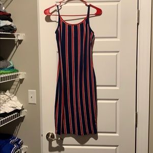 A medium size dress. Only work once